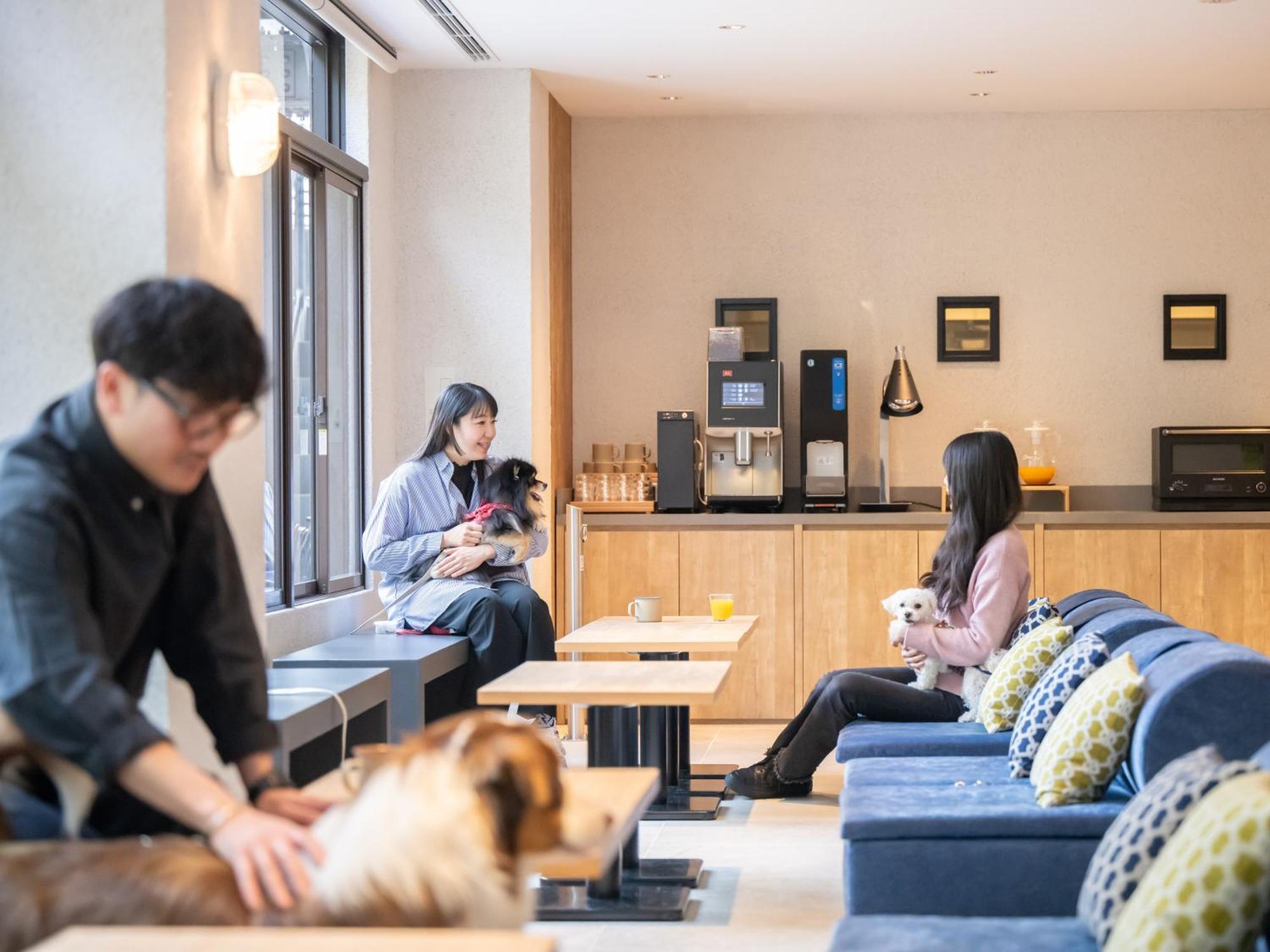 Hotel Anddoggy Kyoto Nijo Buitenkant foto